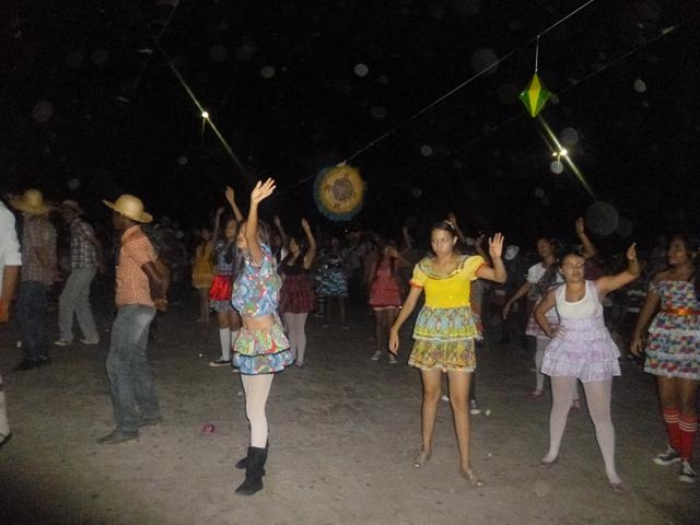 Secretaria Municipal de Cultura e Programa Segundo Tempo Promovem Festival Junino - Imagem 107