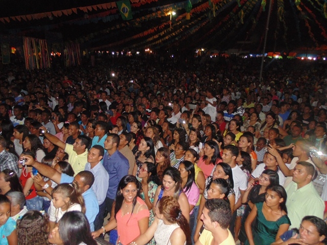 Noite evangélica abre as festividade pelo aniversario de Água Branca - PI - Imagem 58