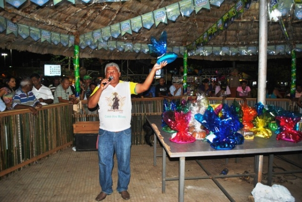 Muita gente na 2ª noite dos festejos de Santo Antônio - Imagem 3