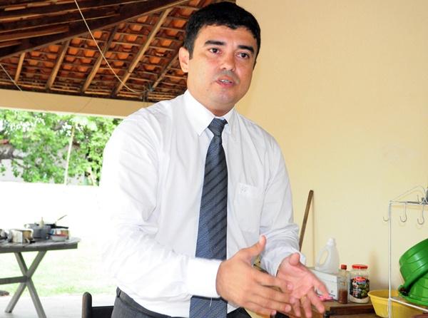 Secretário de Comunicação da Prefeitura de Piripiri pede exoneração do cargo