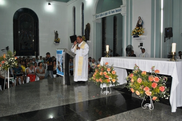 Muita gente na 2ª noite dos festejos de Santo Antônio - Imagem 1