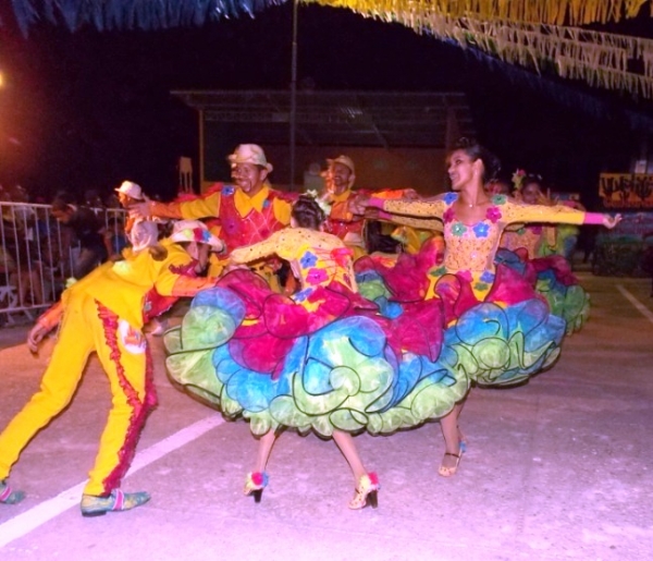 IV Festival Junino da Unidade Escolar Paulo Ferraz - Imagem 42