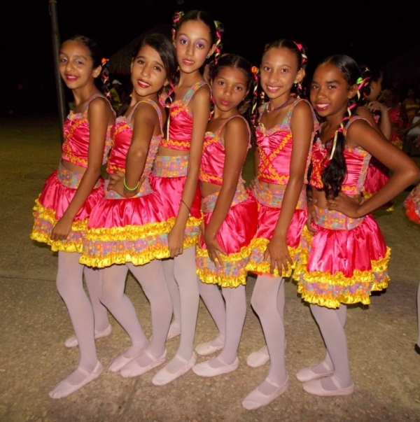 IV Festival Junino da Unidade Escolar Paulo Ferraz - Imagem 10