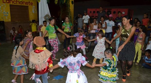 Centro de Referência da Assistência Social realiza grande festa junina - Imagem 1