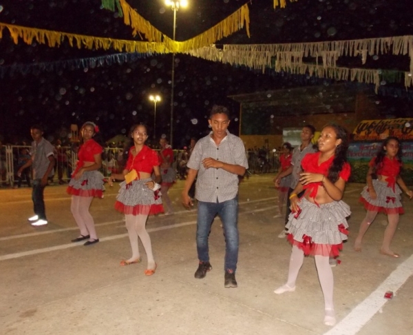 IV Festival Junino da Unidade Escolar Paulo Ferraz - Imagem 34
