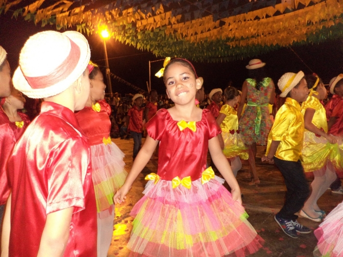 Prefeito realiza festival de  quadrilha municipal - Imagem 13