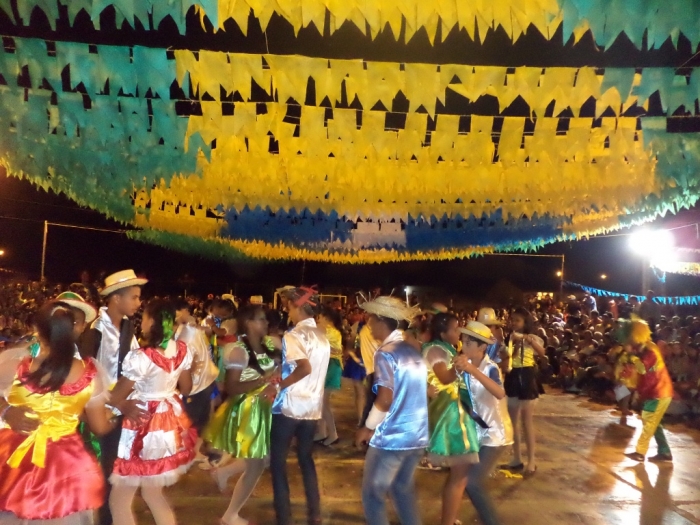 Prefeito realiza festival de  quadrilha municipal - Imagem 5
