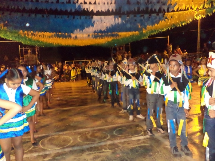Prefeito realiza festival de  quadrilha municipal - Imagem 9