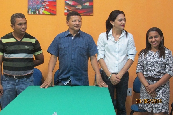 Manin Geronço e Raimundo do PT acabaram de empossar as novas secretárias  - Imagem 6