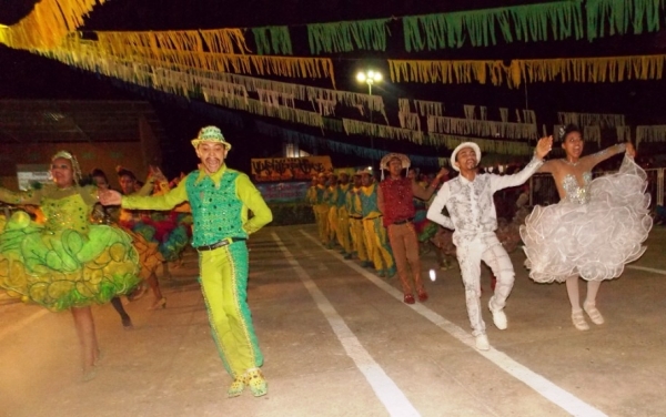 IV Festival Junino da Unidade Escolar Paulo Ferraz - Imagem 43