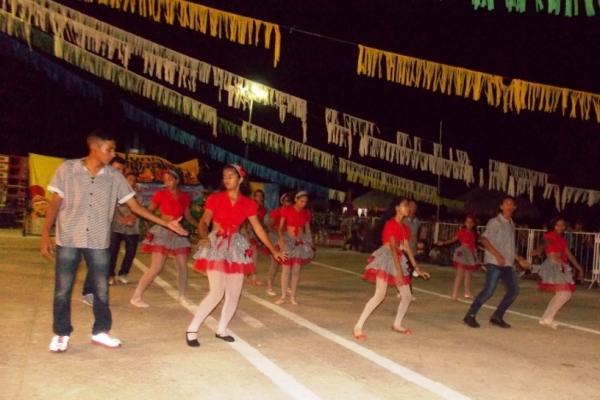 IV Festival Junino da Unidade Escolar Paulo Ferraz - Imagem 35