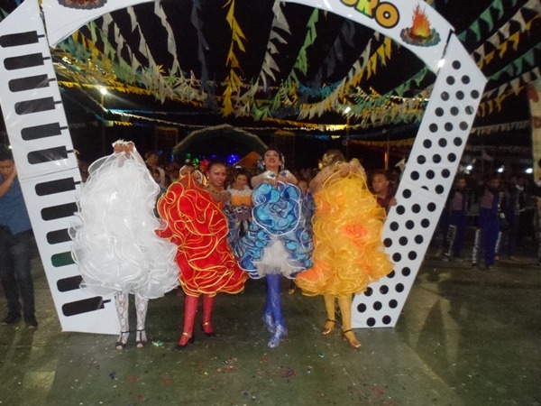 2º Dia de Festival Junino ficou marcado por muita animação e diversão - Imagem 41