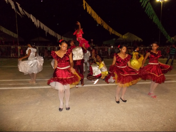 IV Festival Junino da Unidade Escolar Paulo Ferraz - Imagem 18
