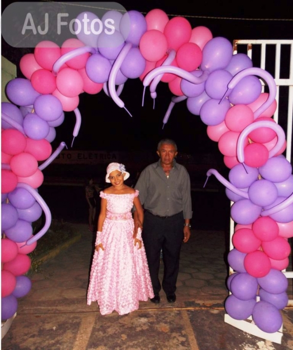 Jovem Yasla Beatriz comemora aniversário de 15 anos - Imagem 2