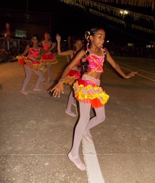 IV Festival Junino da Unidade Escolar Paulo Ferraz - Imagem 6