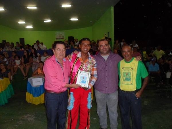  Ex-Prefeito Alcântara participa do XXVI Festival Cultural de Quadrilhas Junina - Imagem 1