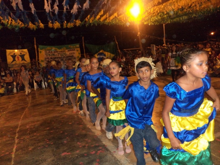 Prefeito realiza festival de  quadrilha municipal - Imagem 10