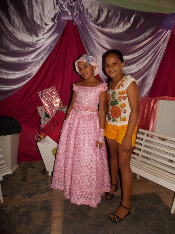 Jovem Yasla Beatriz comemora aniversário de 15 anos - Imagem 9