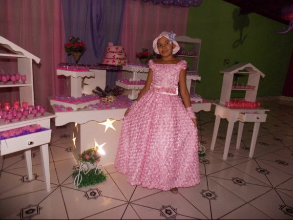 Jovem Yasla Beatriz comemora aniversário de 15 anos - Imagem 25