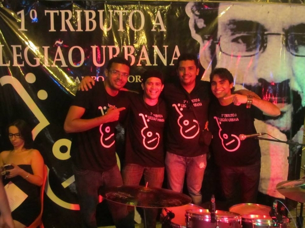Emoção à flor da pele em Tributo a Legião Urbana - Imagem 2