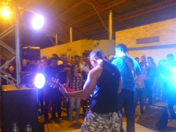 Emoção à flor da pele em Tributo a Legião Urbana - Imagem 9