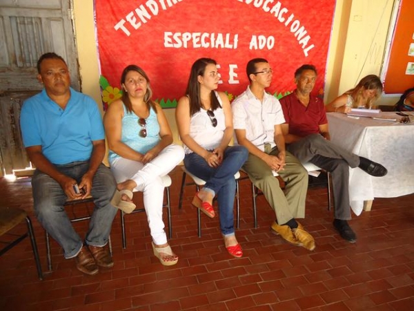 Associação de Moradores do Bairro Cidade Nova realizou Reunião Sobre o PNHU - Imagem 18