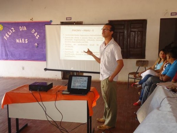 Associação de Moradores do Bairro Cidade Nova realizou Reunião Sobre o PNHU - Imagem 9