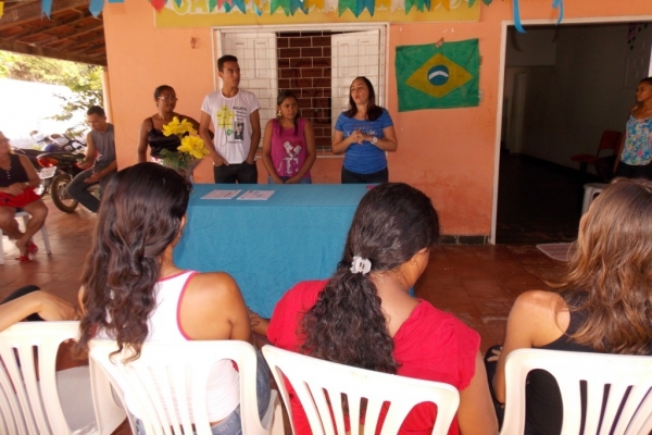 Entrega de certificados de computação básica para alunos do CEAC - Imagem 1