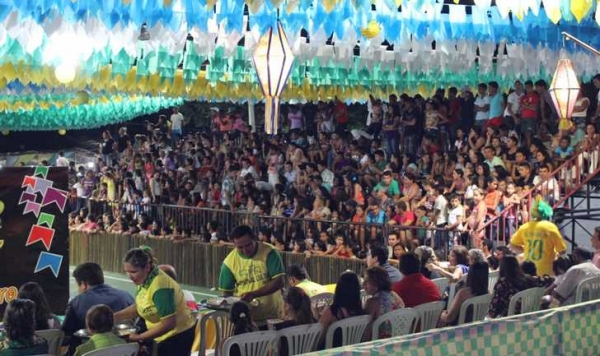 “X Festival Cultural dos Cocais” se despede de 2014 contabilizando o maior público de sua historia - Imagem 14