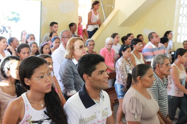 Procissão de São Pedro reuniu milhares de fies nas margens do rio Parnaiba - Imagem 2