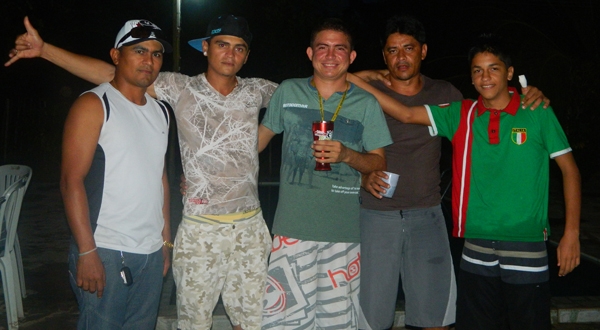 Hiago Meneses trocou de idade e reuniu amigos na Chácara Meneses  - Imagem 9