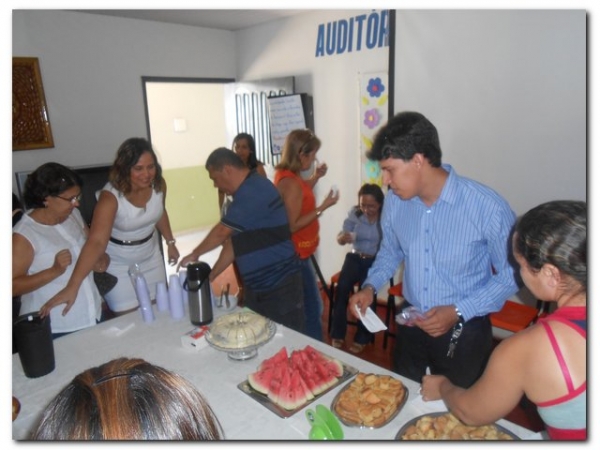 Agência do Bradesco se reúne e oferece Café da Manhã para servidores municipais - Imagem 18