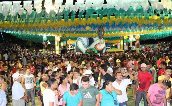 “X Festival Cultural dos Cocais” se despede de 2014 contabilizando o maior público de sua historia - Imagem 7