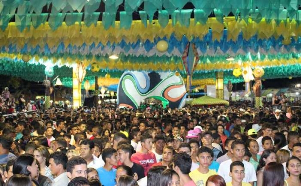 “X Festival Cultural dos Cocais” se despede de 2014 contabilizando o maior público de sua historia - Imagem 8