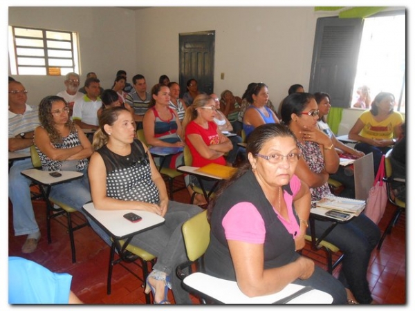 Agência do Bradesco se reúne e oferece Café da Manhã para servidores municipais - Imagem 9