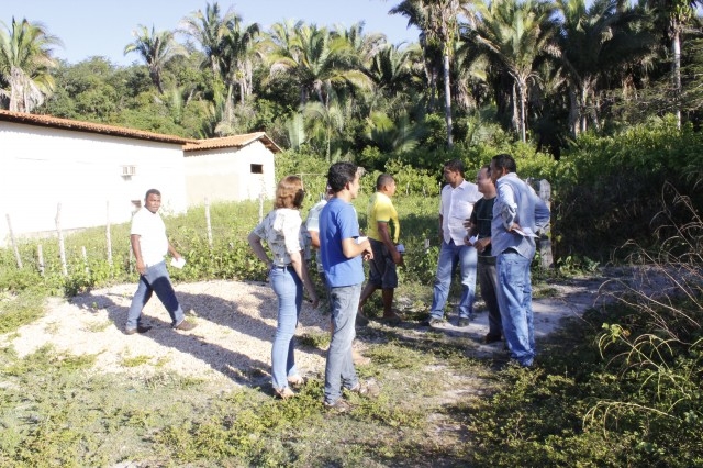 Ordem de serviço é autorizada pela a prefeita Dra. Salete Rego para a construção de ginásio poliesportivo - Imagem 4