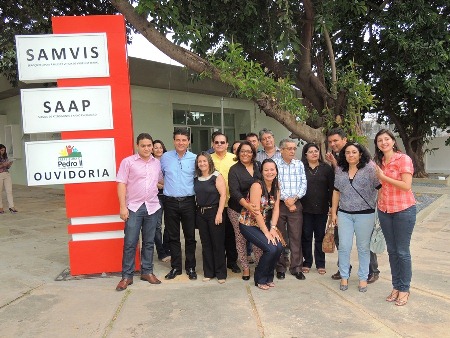 Prefeita e secretário de Saúde visitam instalações do SAMVIS e H. J. G. N