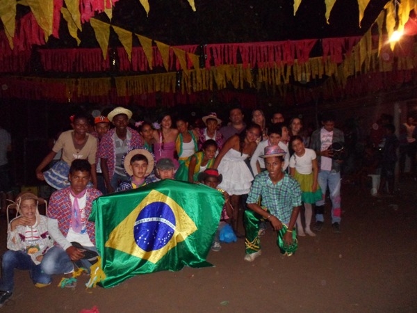 Quadrilha Remelexo da Roça realizou grande arraial - Imagem 1