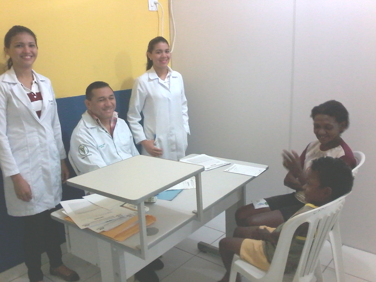 Clinica de Fisioterapia em Agricolândia conta com Quatro Fisioterapeuta e uma Fonoaudióloga. 