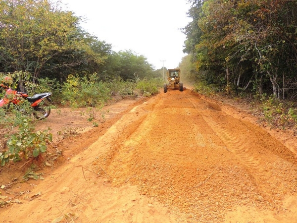 Prefeitura realiza sonho antigo de moradores com recuperação de estradas - Imagem 23