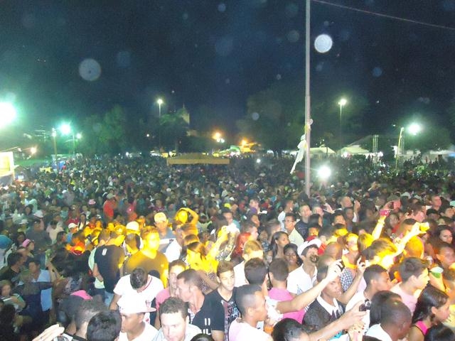 Banda Desejo de Menina atraí Multidão na 1° Noite da XXXI Semana da Juventude - Imagem 171
