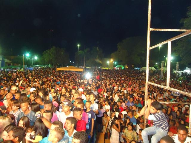 Banda Desejo de Menina atraí Multidão na 1° Noite da XXXI Semana da Juventude - Imagem 176