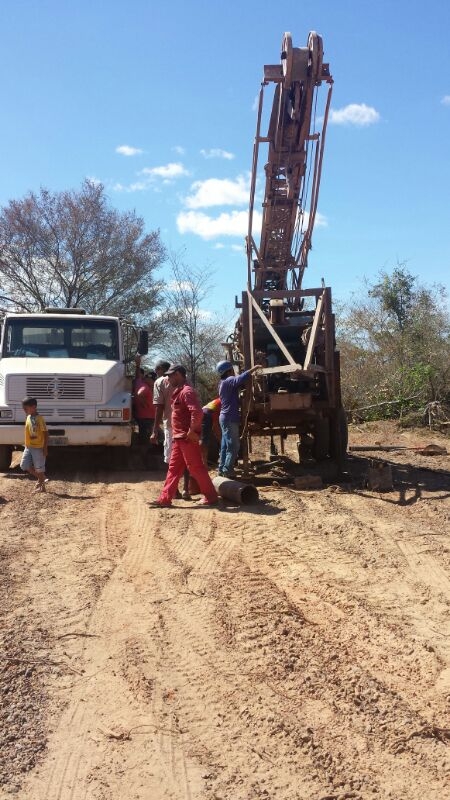 Povoado Estrelinha recebe poço artesiano da Prefeitura de Francisco Ayres. - Imagem 1