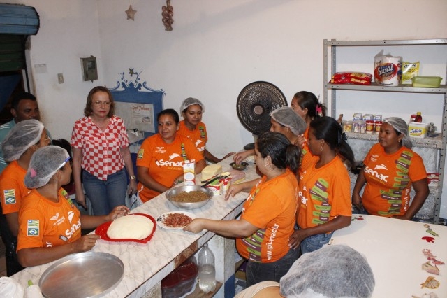 Prefeita Salete Rego visita alunos do PRONATEC em Miguel Alves - Imagem 8