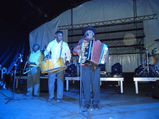 Banda Forró Real Fechou a 2° Noite da XXXI Semana da Juventude - Imagem 7