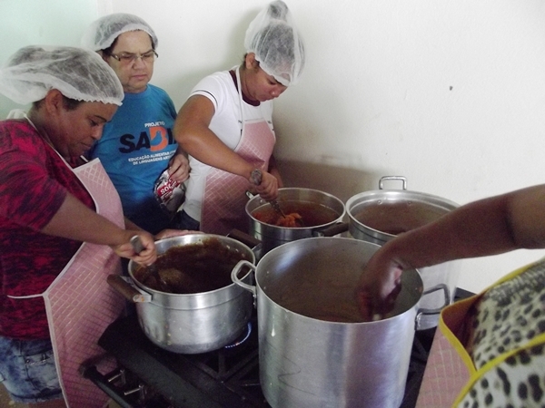 Prefeitura de São João da Varjota em parceria com a SASC promove curso de culinária à base de produtos regionais. - Imagem 17