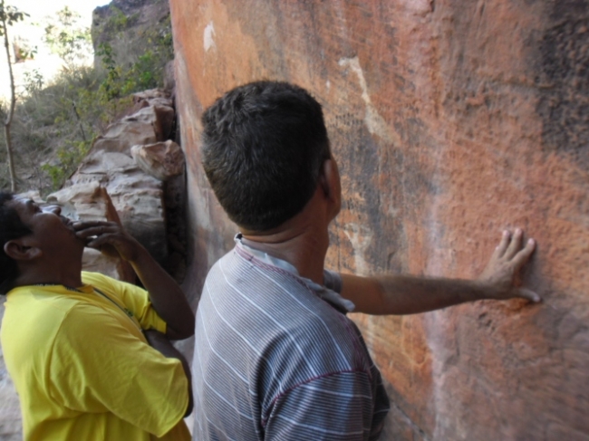 Estudiosos começam a visitar/pesquisar pinturas rupestres em Redenção do Gurguéia - Imagem 11