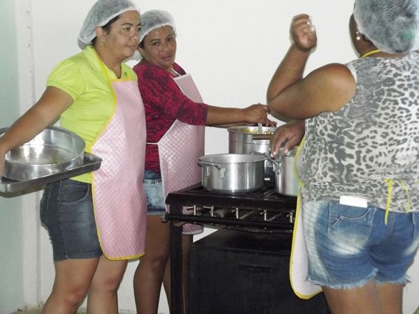 Prefeitura de São João da Varjota em parceria com a SASC promove curso de culinária à base de produtos regionais. - Imagem 14