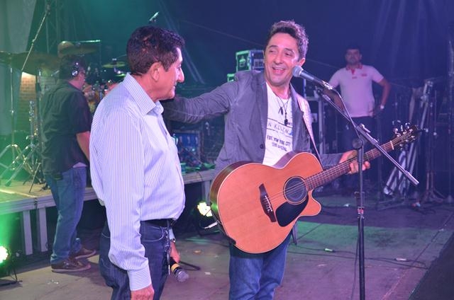 Quarta Romântica Finalizou o 4° dia da XXXI Semana Cultural da Juventude Ipiranguense - Imagem 111