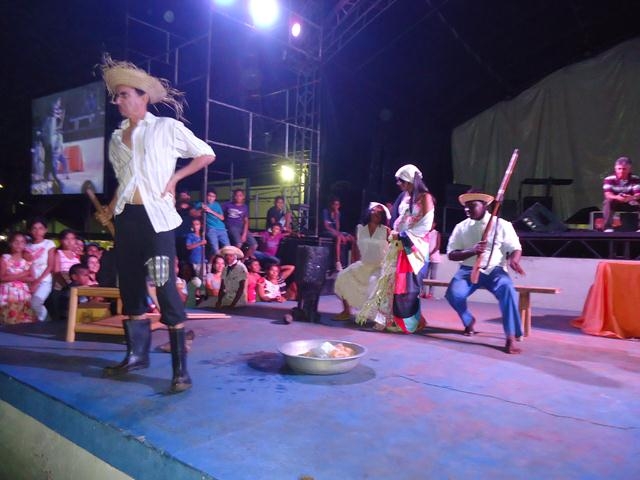 Quarta Romântica Finalizou o 4° dia da XXXI Semana Cultural da Juventude Ipiranguense - Imagem 12